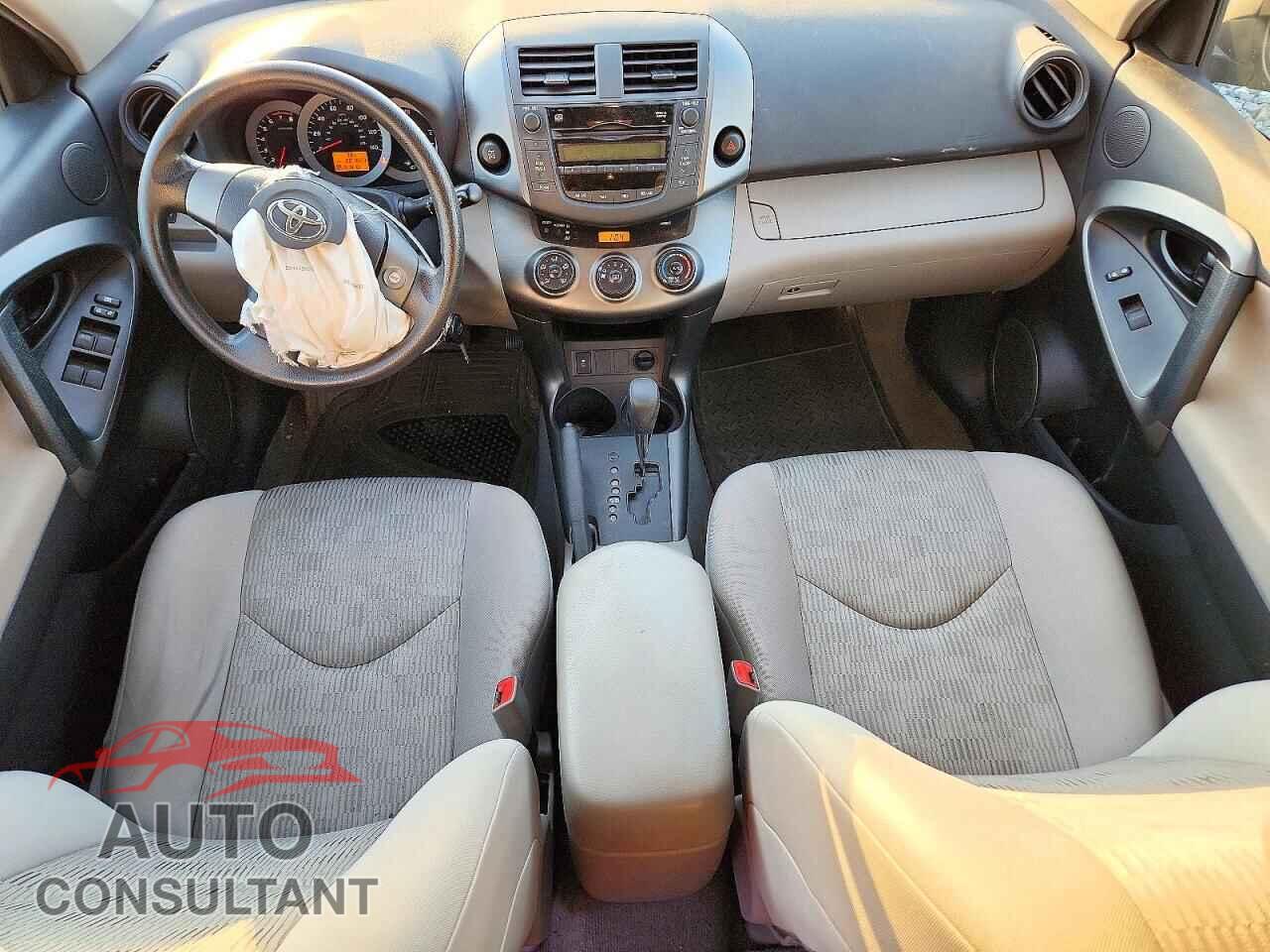TOYOTA RAV4 2011 - 2T3BF4DV7BW157057