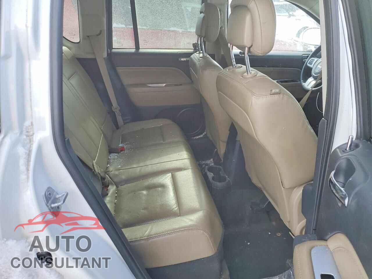 JEEP COMPASS 2014 - 1C4NJDCB1ED855930