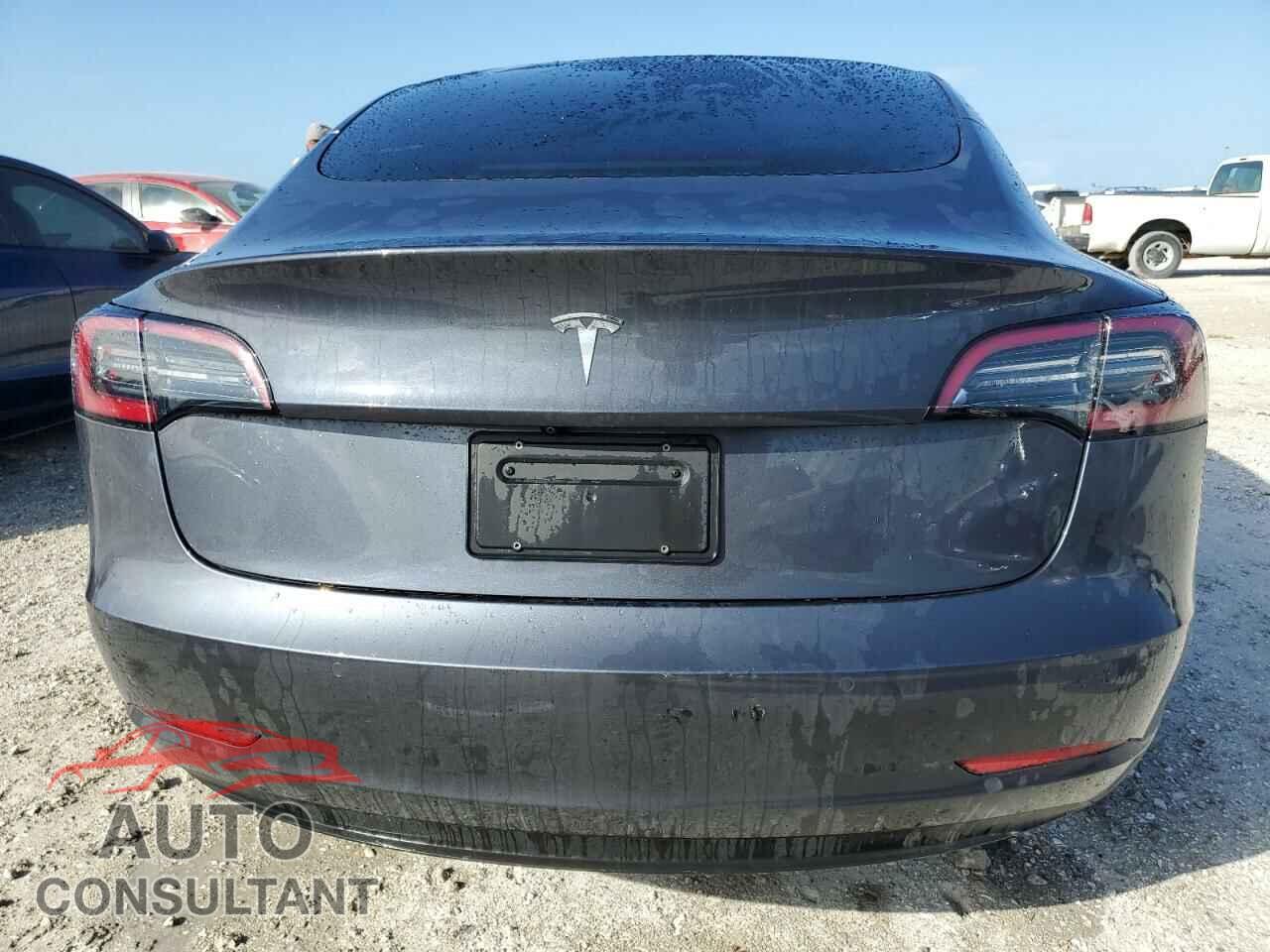 TESLA MODEL 3 2021 - 5YJ3E1EA6MF089232
