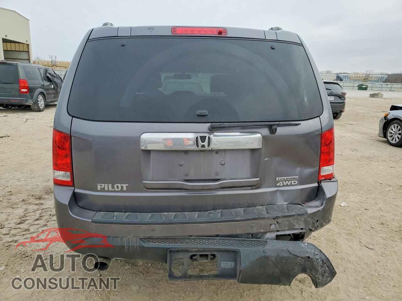 HONDA PILOT 2014 - 5FNYF4H95EB032432