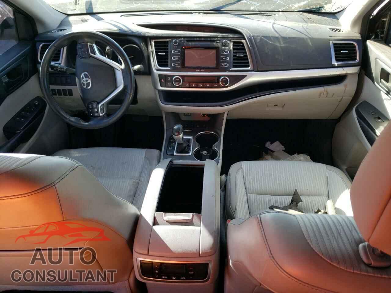 TOYOTA HIGHLANDER 2015 - 5TDBKRFH5FS138403