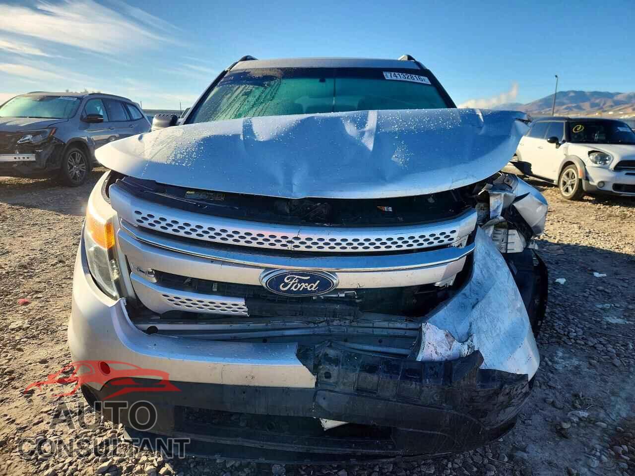 FORD EXPLORER 2011 - 1FMHK8D83BGA15643