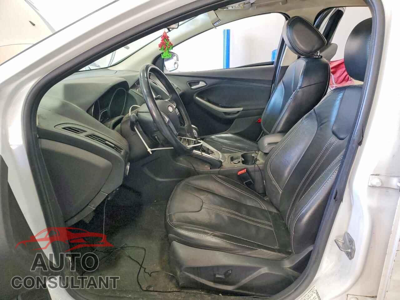 FORD FOCUS 2013 - 1FADP3F22DL354510