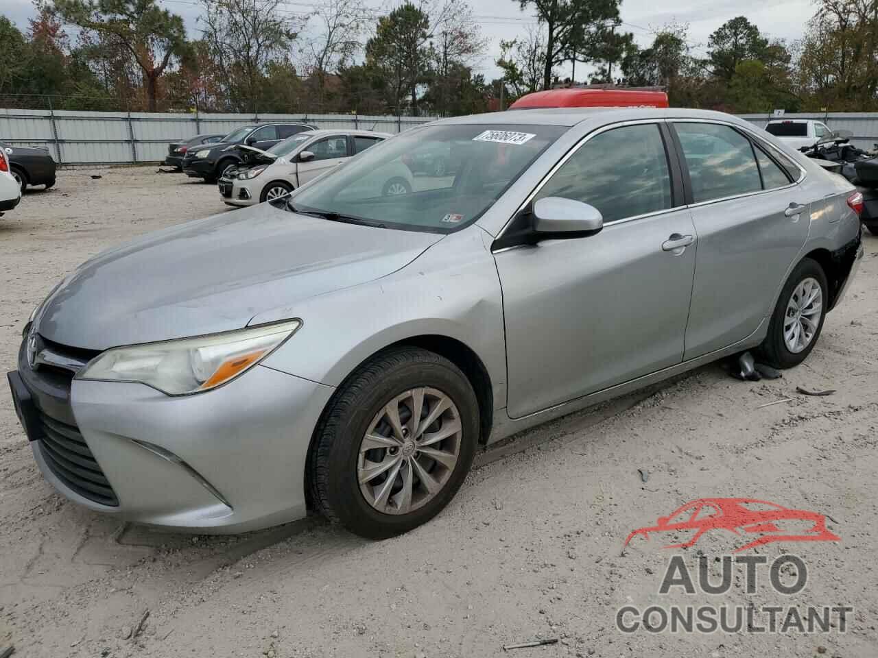 TOYOTA CAMRY 2015 - 4T4BF1FK3FR457880