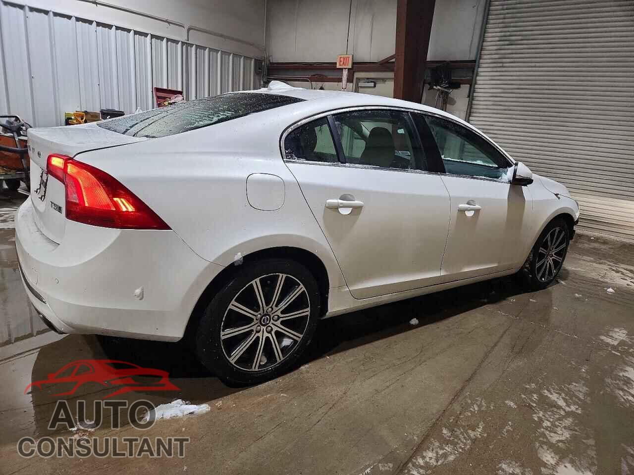 VOLVO S60 2017 - LYV402TM1HB127351