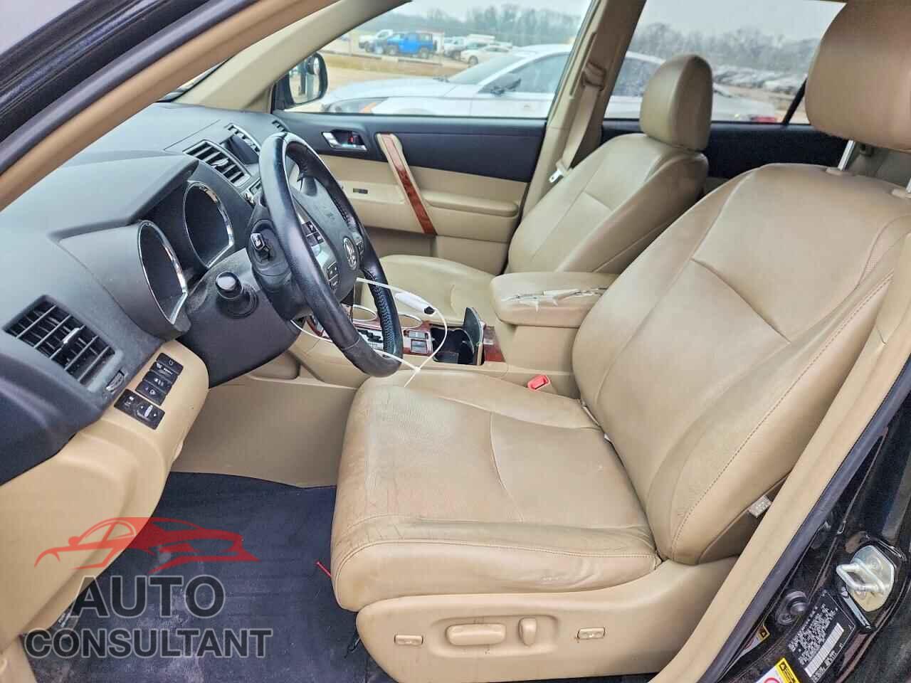 TOYOTA HIGHLANDER 2013 - 5TDYK3EH1DS140591
