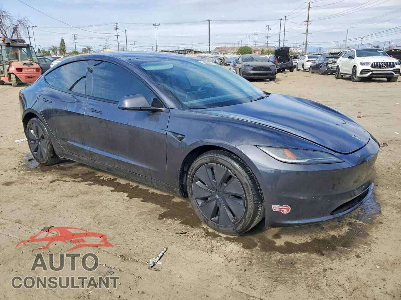 TESLA MODEL 3 2024 - 5YJ3E1EA0RF744458