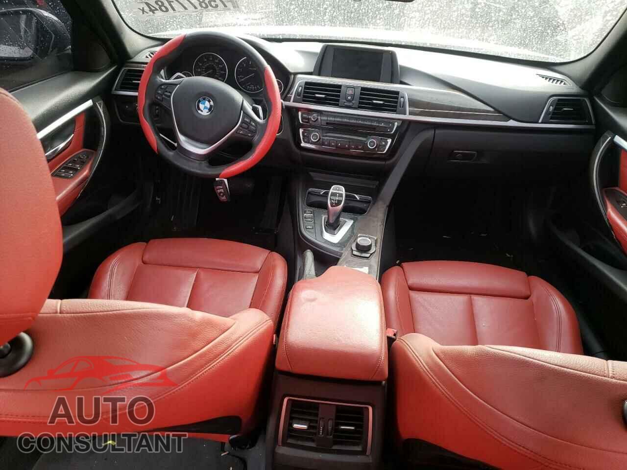 BMW 3 SERIES 2016 - WBA8E3G59GNT75919