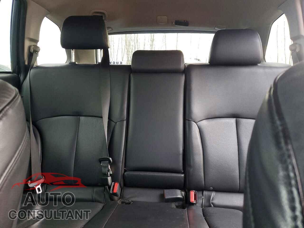 SUBARU OUTBACK 2014 - 4S4BRBLC0E3299345