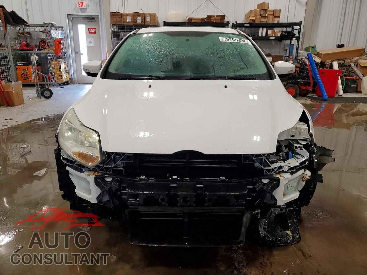 FORD FOCUS 2014 - 1FADP3F21EL168006