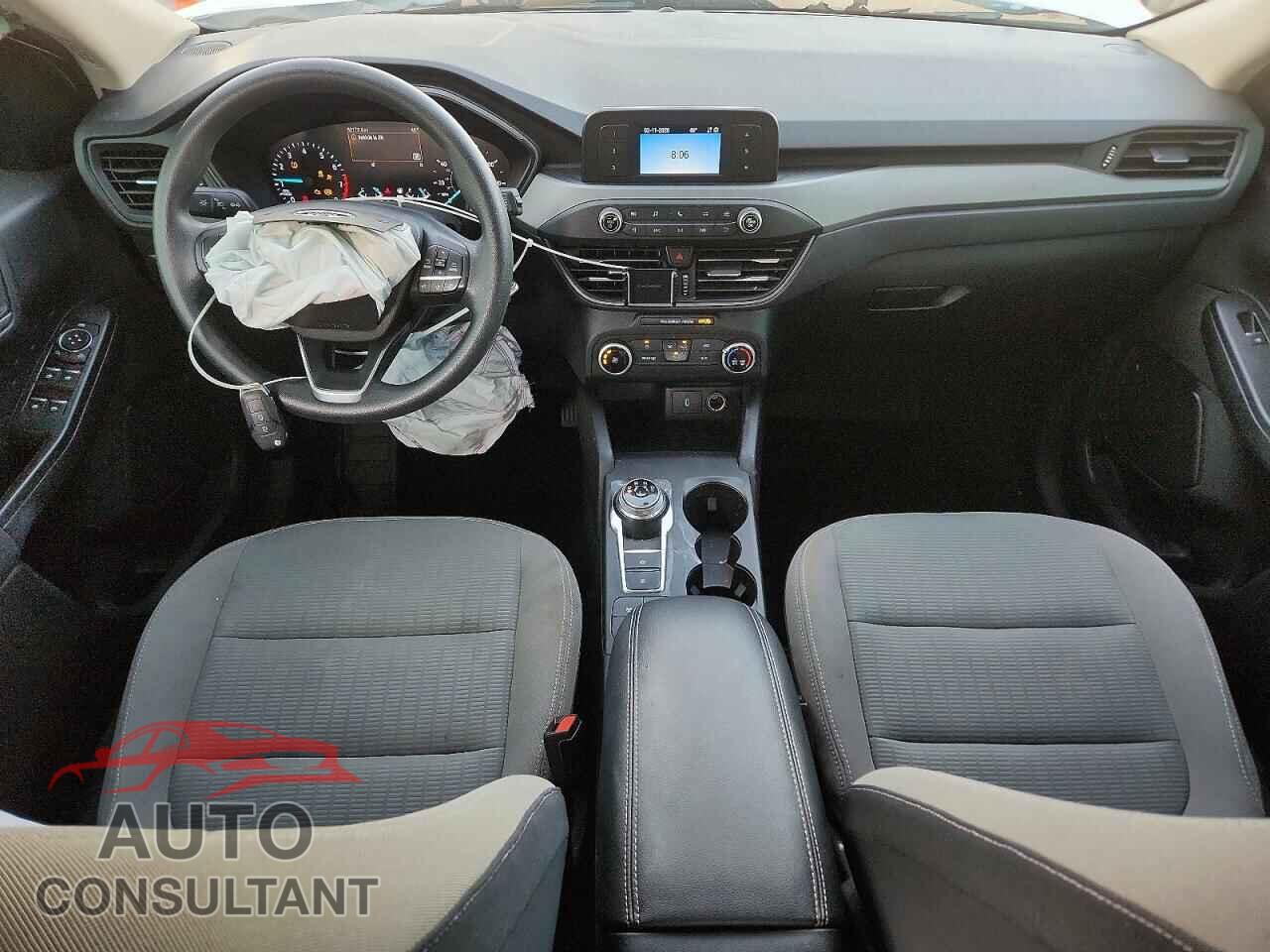 FORD ESCAPE 2020 - 1FMCU0F64LUA11654
