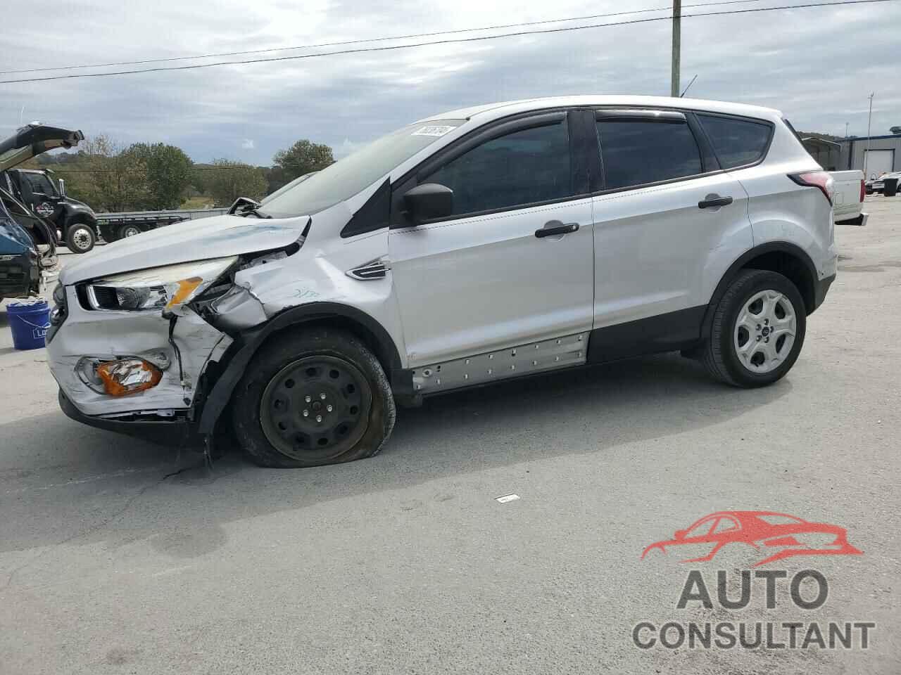 FORD ESCAPE 2017 - 1FMCU0F75HUF08678