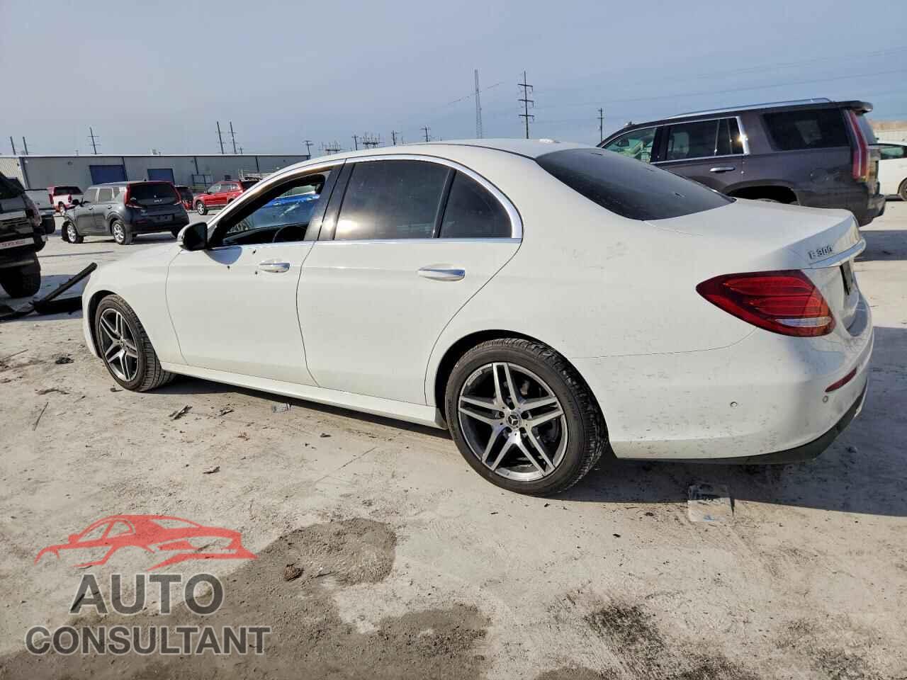 MERCEDES-BENZ E-CLASS 2018 - WDDZF4JB2JA483618