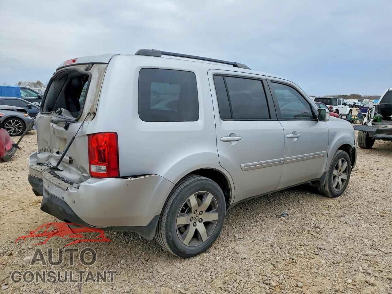 HONDA PILOT 2013 - 5FNYF4H96DB073845