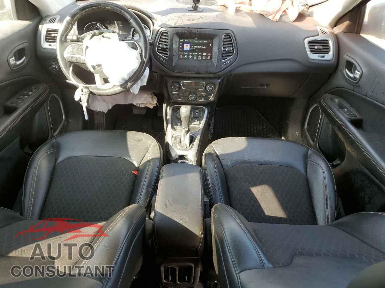 JEEP COMPASS 2020 - 3C4NJDBB2LT209417