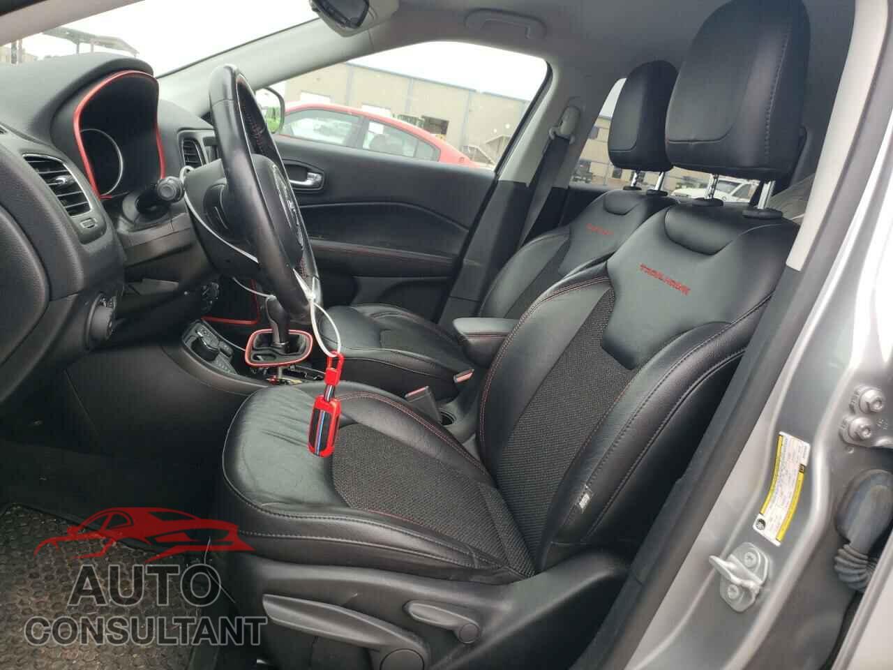 JEEP COMPASS 2019 - 3C4NJDDB4KT622483