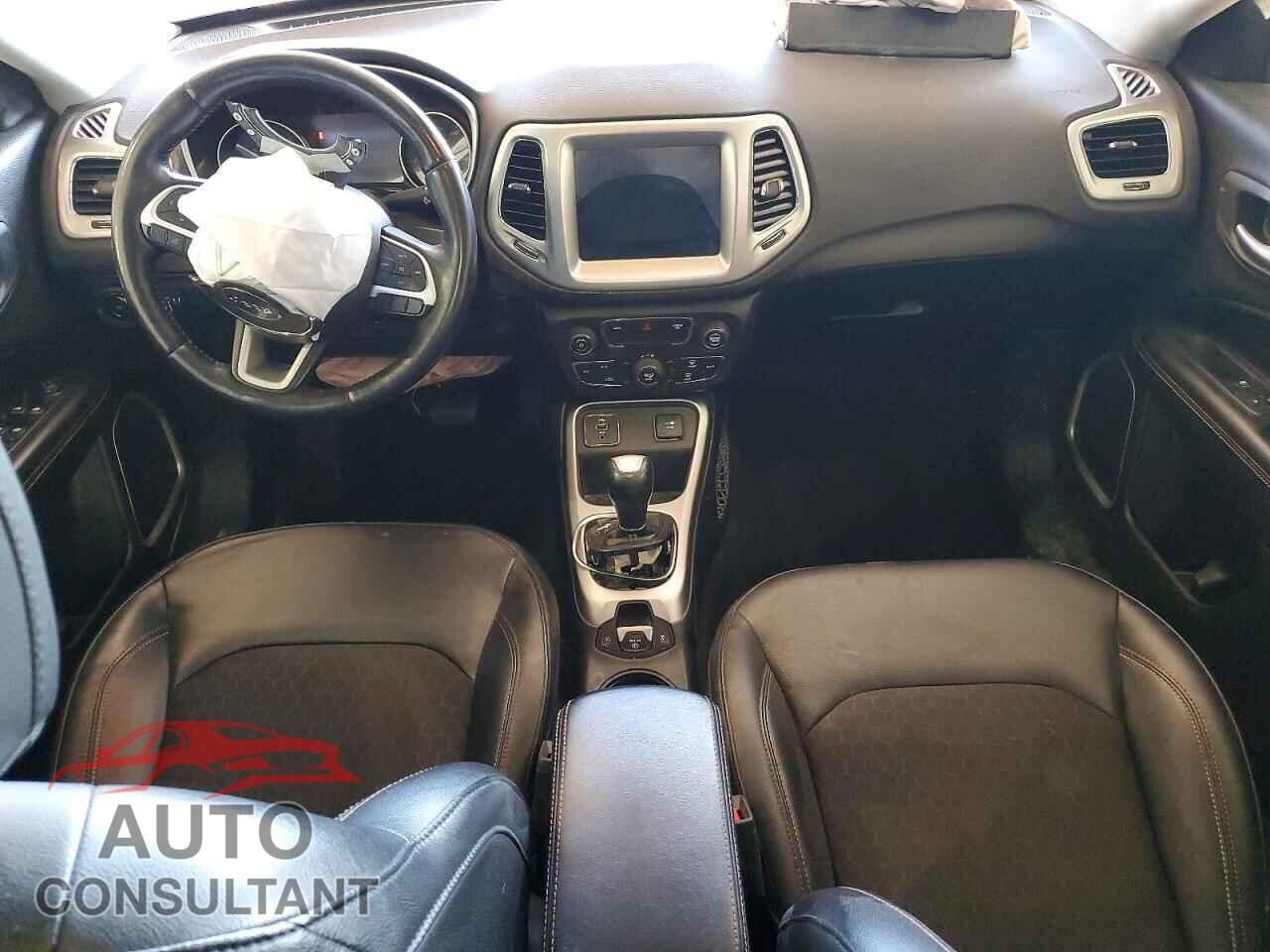 JEEP COMPASS 2018 - 3C4NJCBB1JT186641