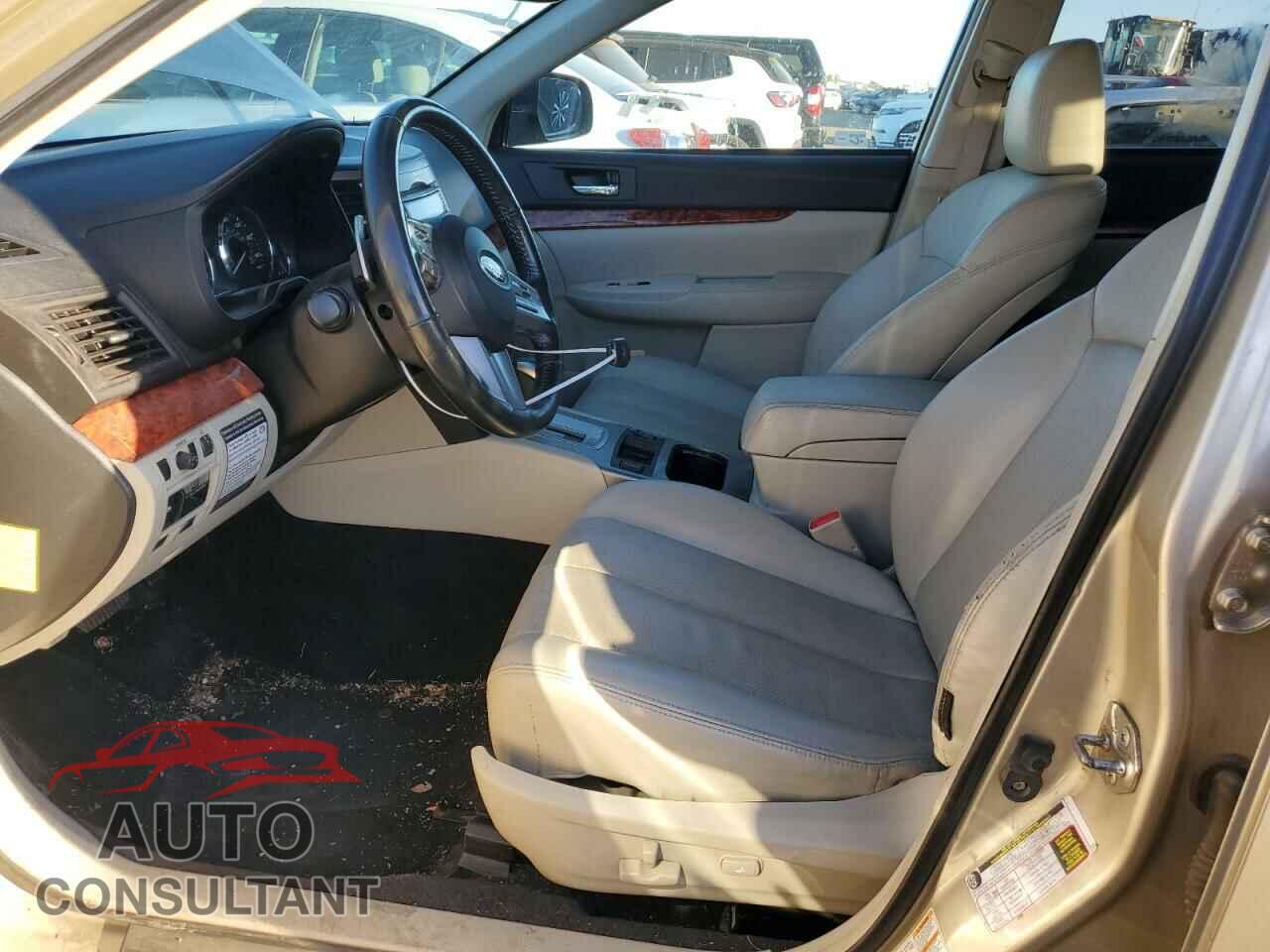 SUBARU OUTBACK 2010 - 4S4BRBKC8A3334600