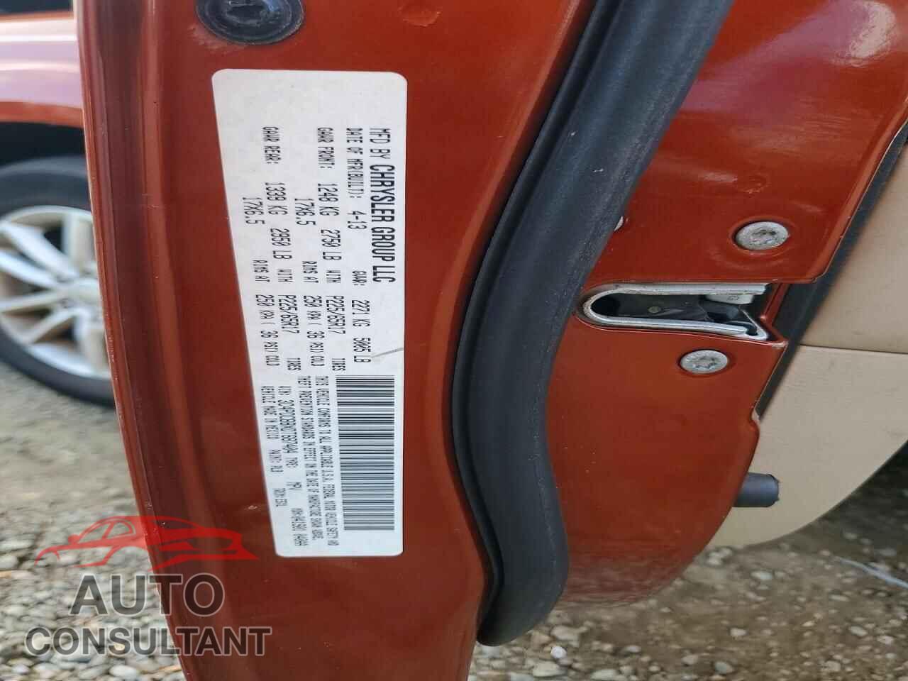 DODGE JOURNEY 2013 - 3C4PDCBBXDT687404