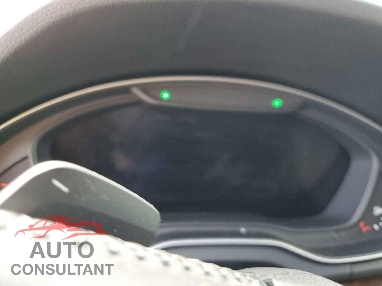 AUDI Q5 2018 - WA1ANAFY8J2140127