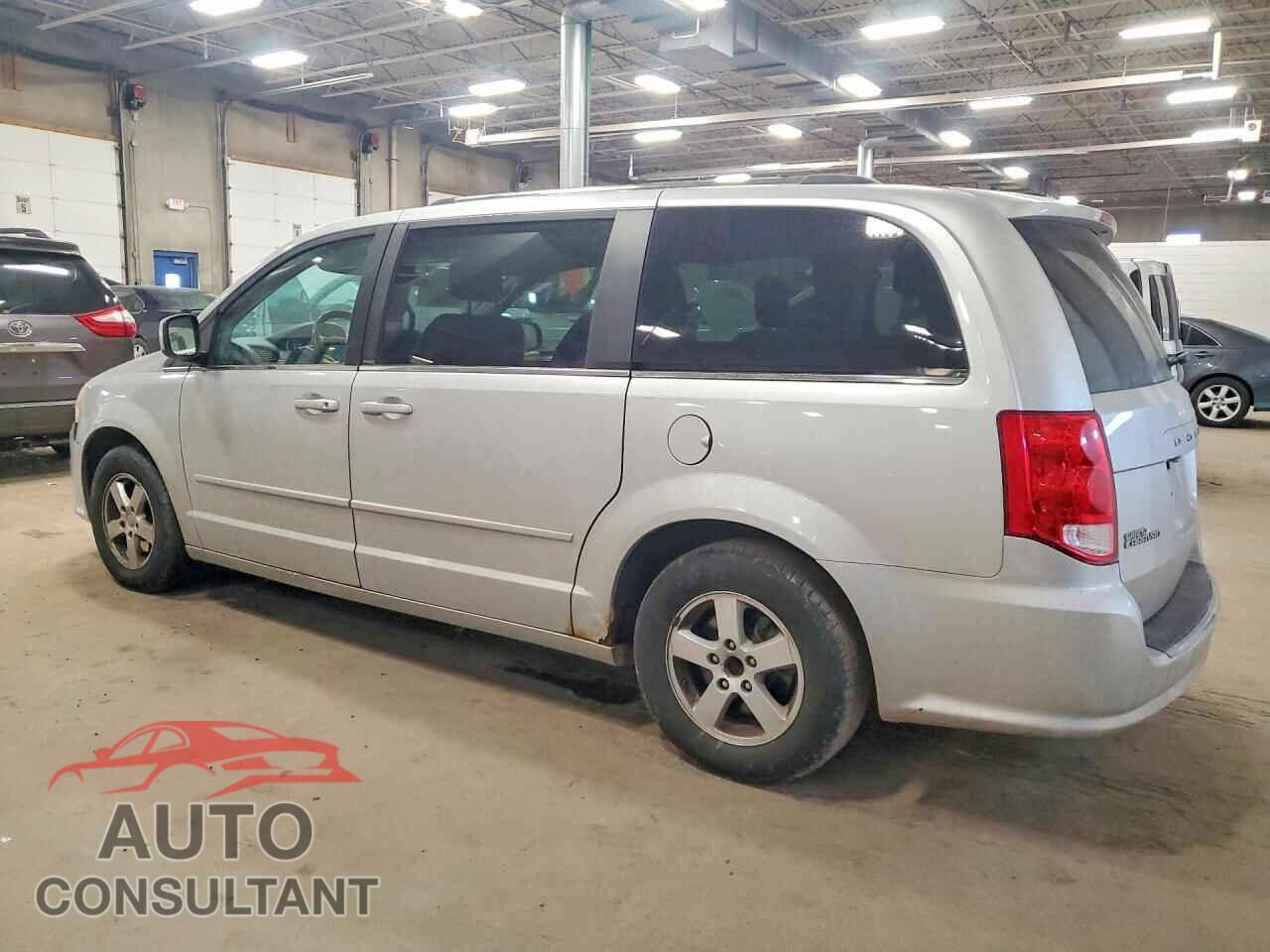 DODGE CARAVAN 2011 - 2D4RN5DG7BR755106