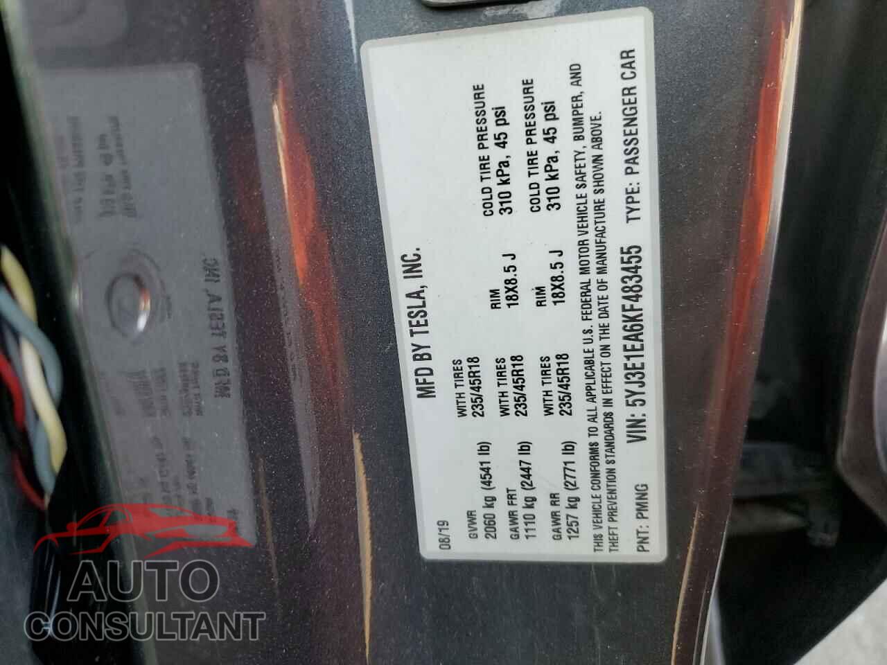 TESLA MODEL 3 2019 - 5YJ3E1EA6KF483455