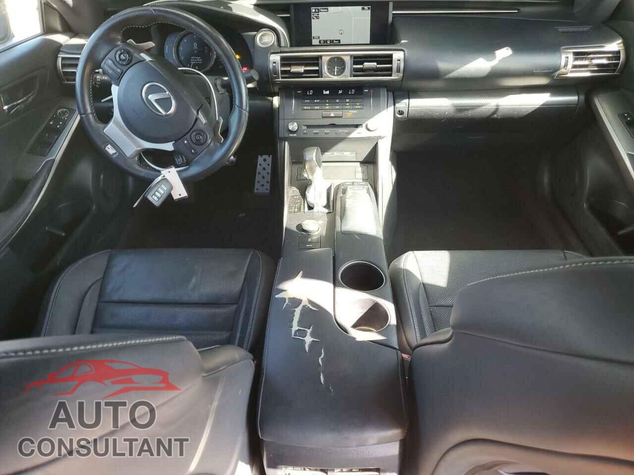 LEXUS IS 2015 - JTHBE1D24F5022475