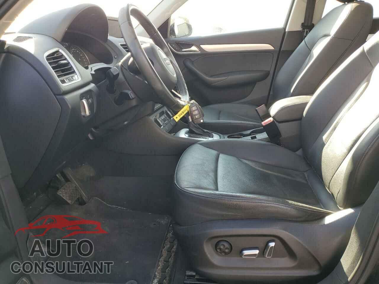 AUDI Q3 2016 - WA1GFCFSXGR002748