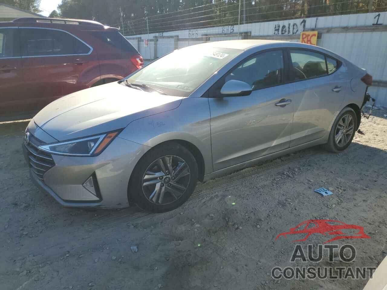 HYUNDAI ELANTRA 2020 - 5NPD84LF7LH563121