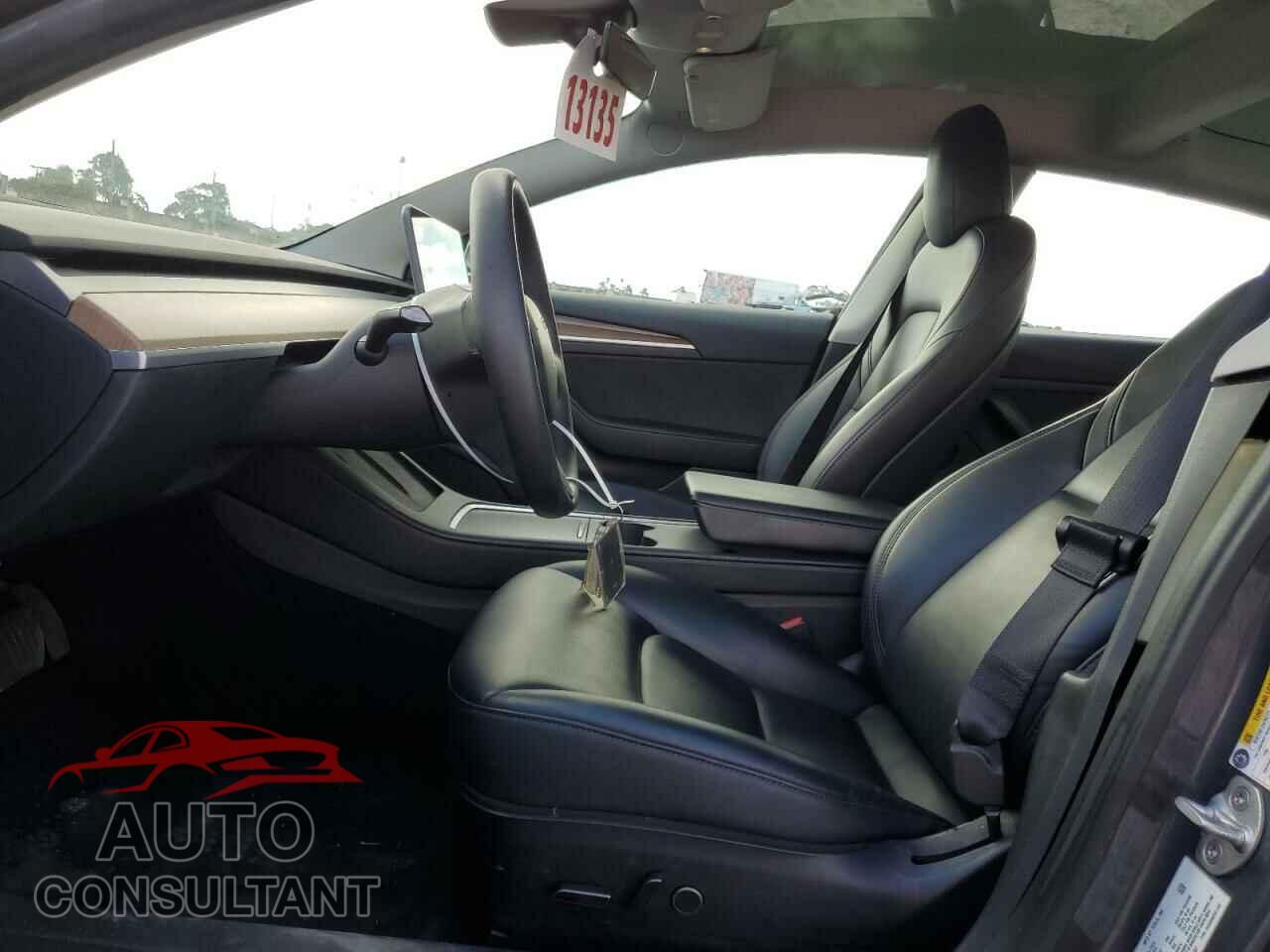 TESLA MODEL 3 2023 - 5YJ3E1EA8PF449587