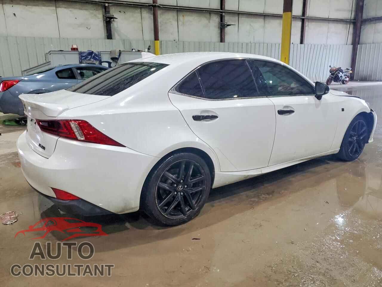 LEXUS IS 2015 - JTHBF1D29F5058644