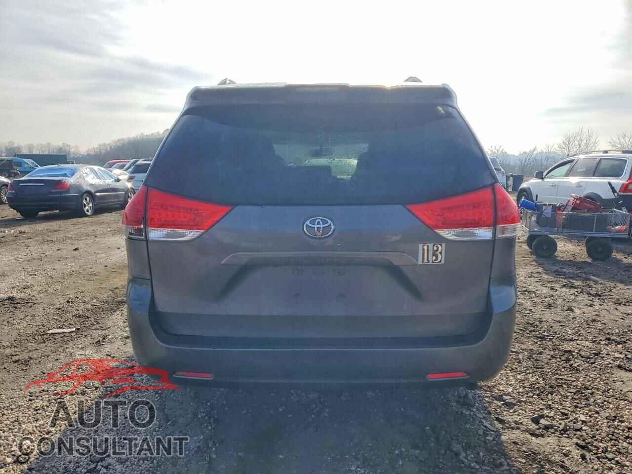 TOYOTA All Models 2012 - 5TDKK3DC5CS245807