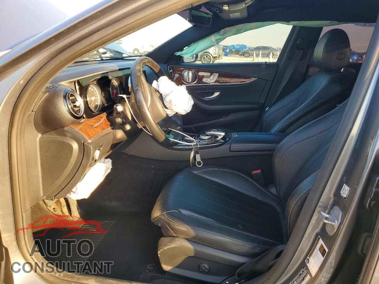 MERCEDES-BENZ E-CLASS 2017 - WDDZF4KB9HA102677