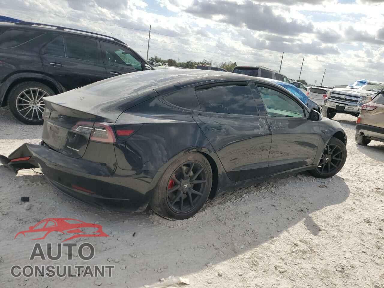 TESLA MODEL 3 2018 - 5YJ3E1EB7JF113476