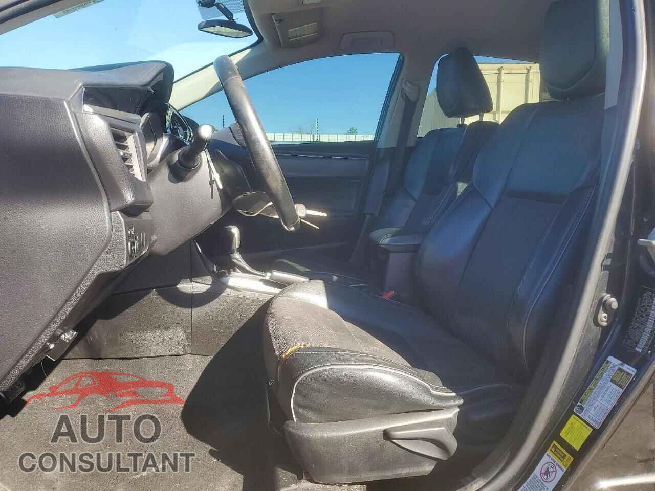 TOYOTA COROLLA 2015 - 5YFBURHE6FP357876