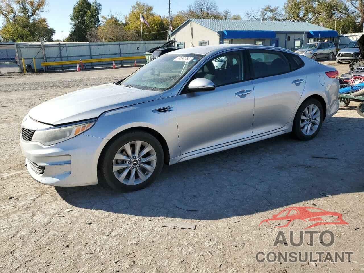 KIA OPTIMA 2017 - 5XXGT4L32HG138989