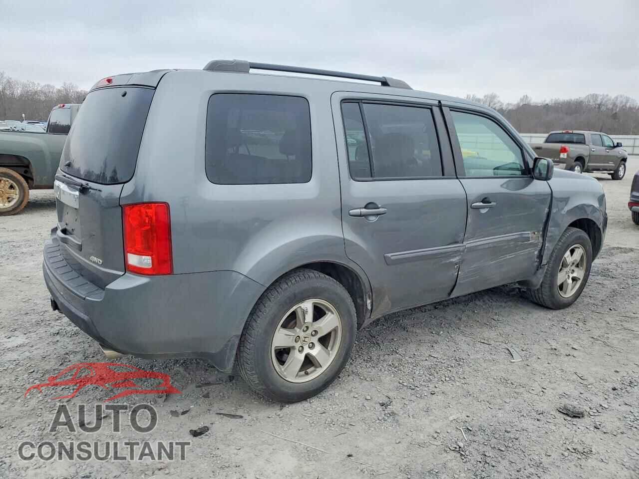 HONDA PILOT 2010 - 5FNYF4H48AB026977
