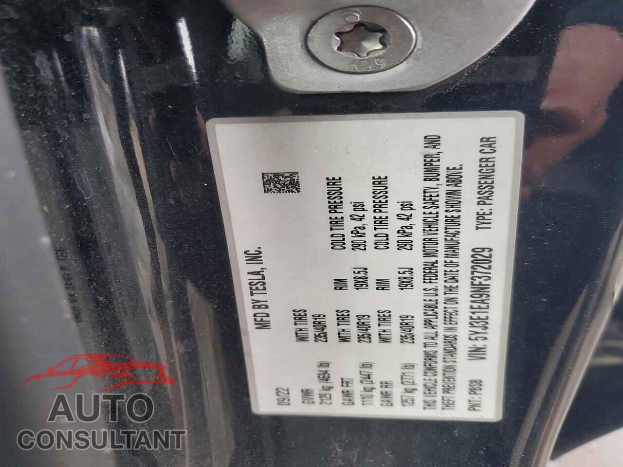 TESLA MODEL 3 2022 - 5YJ3E1EA9NF372029