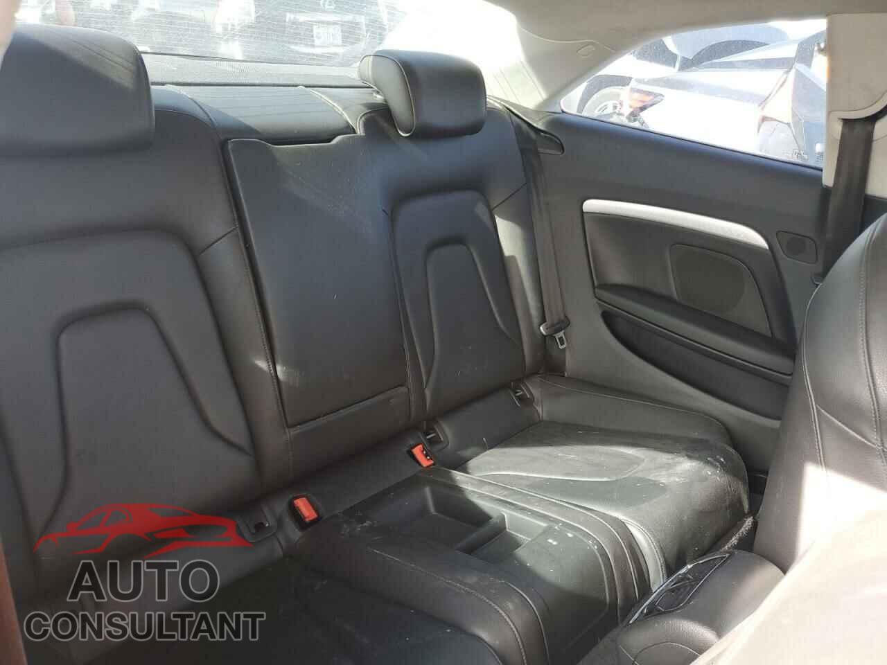 AUDI A5 2010 - WAULFAFR6AA031043