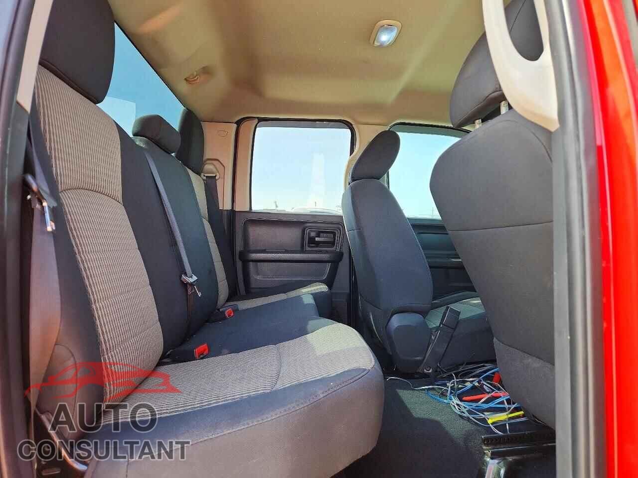 DODGE RAM 1500 2012 - 1C6RD6FTXCS131386