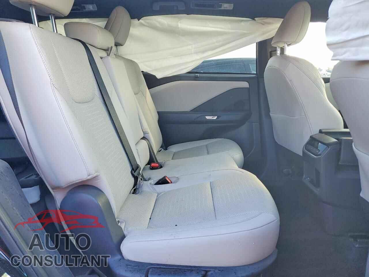 LEXUS UNKNOWN 2025 - 5TDAAAA62SS013794