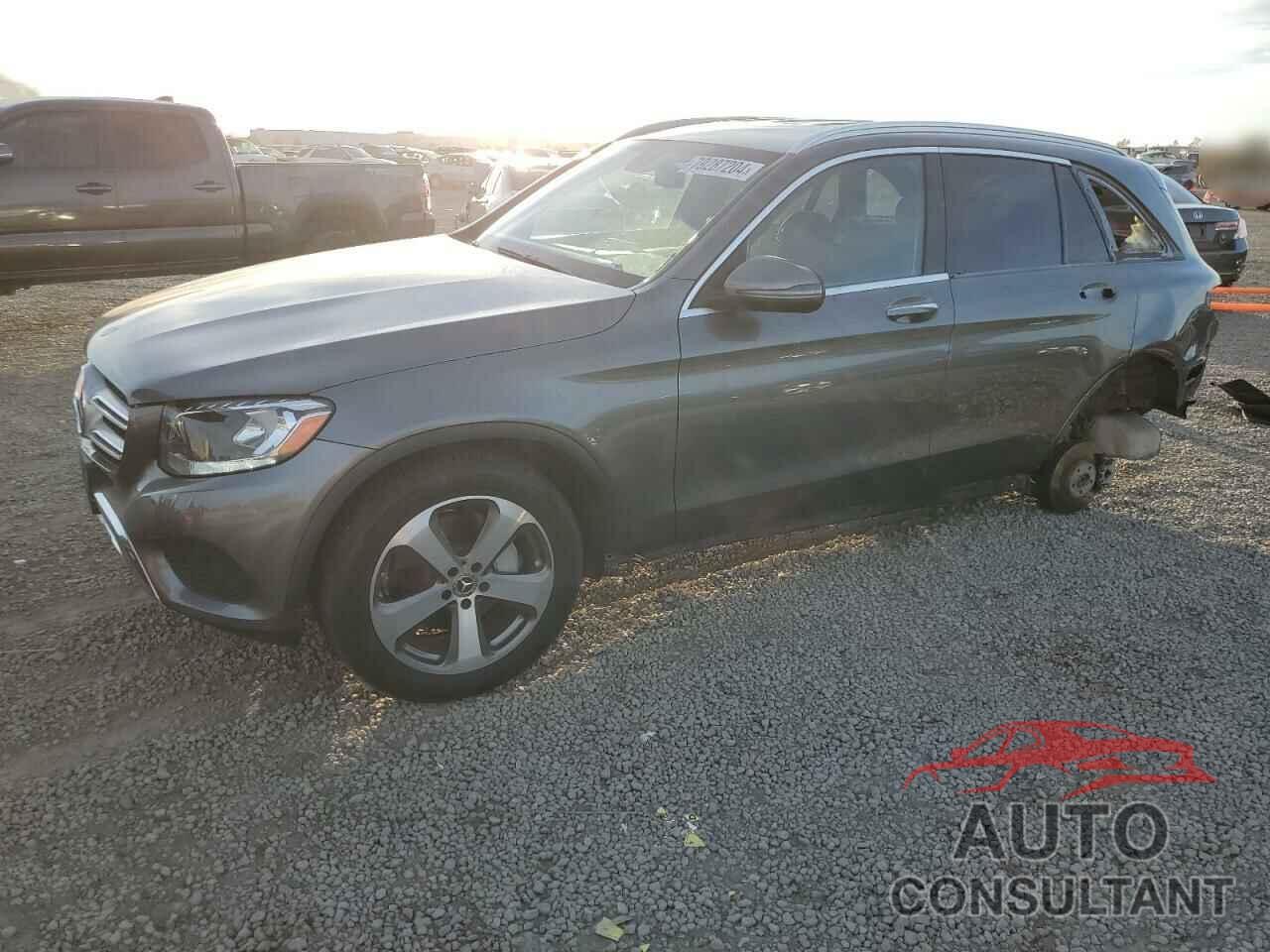 MERCEDES-BENZ GLC-CLASS 2018 - WDC0G4JB8JV055779