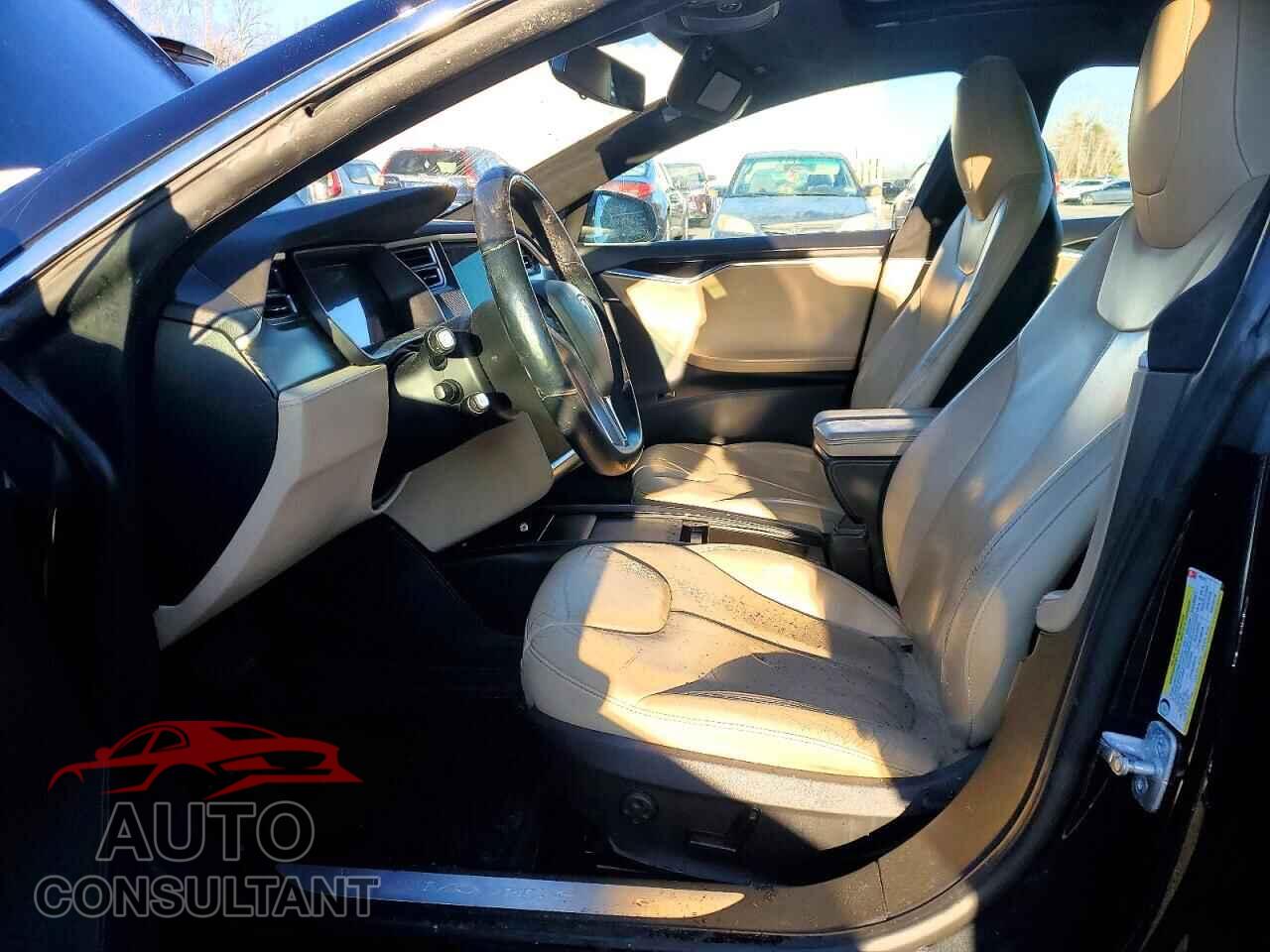 TESLA MODEL S 2015 - 5YJSA1H21FF096555