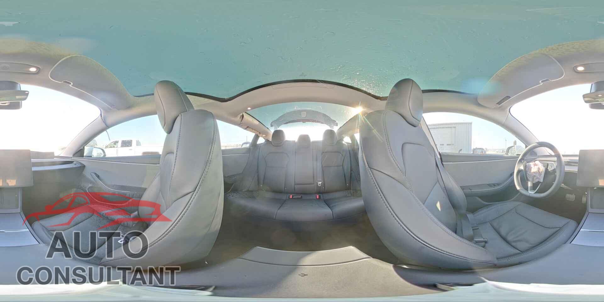 TESLA MODEL 3 2024 - 5YJ3E1EA5RF769467