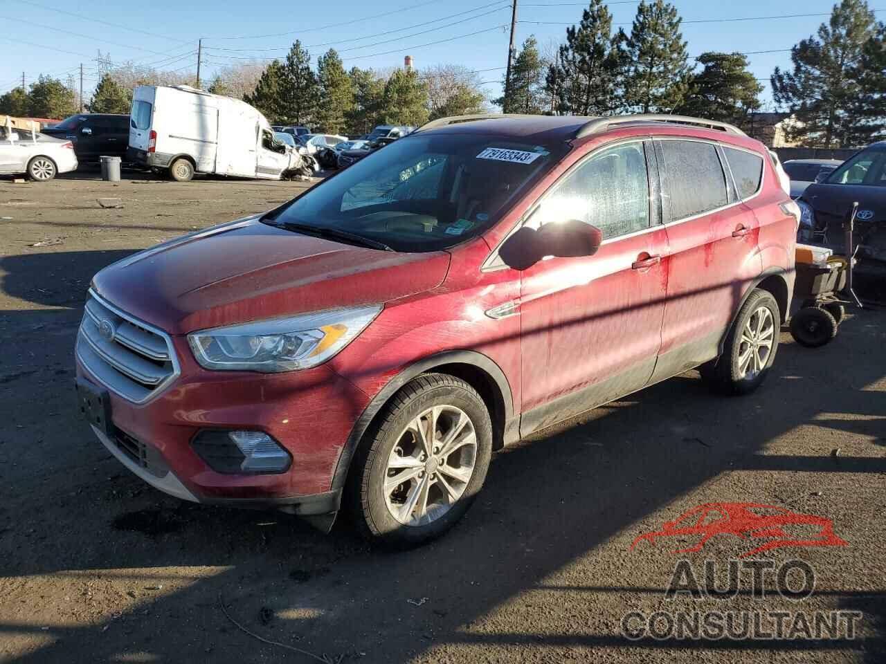 FORD ESCAPE 2017 - 1FMCU0GD2HUC47787