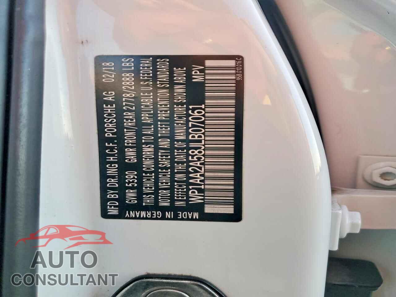 PORSCHE MACAN 2018 - WP1AA2A58JLB07061