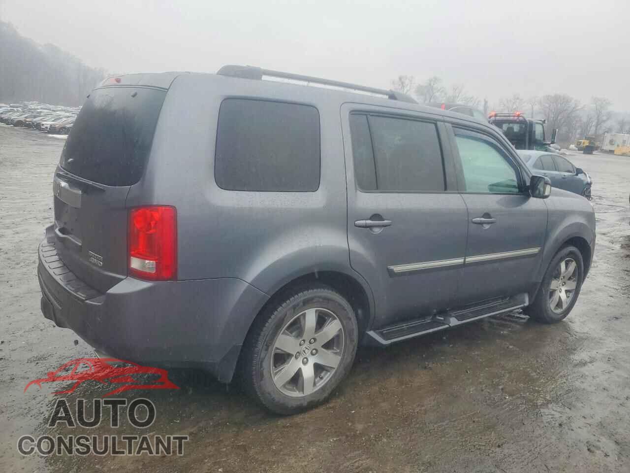HONDA PILOT 2014 - 5FNYF4H98EB017780