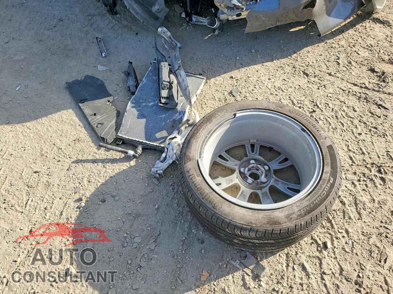 TESLA MODEL Y 2021 - 5YJYGDEEXMF063088