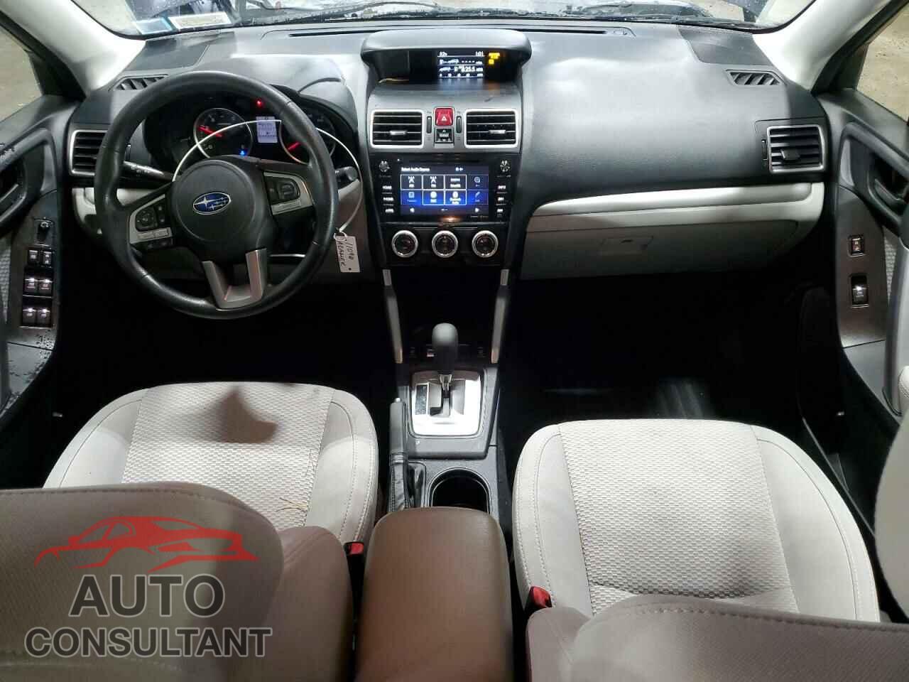SUBARU FORESTER 2018 - JF2SJAEC9JH546816