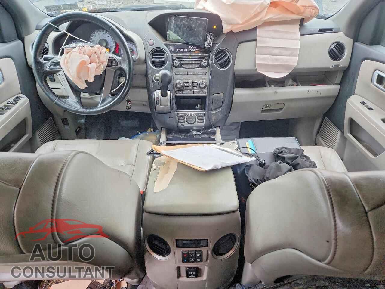 HONDA PILOT 2013 - 5FNYF4H71DB013910